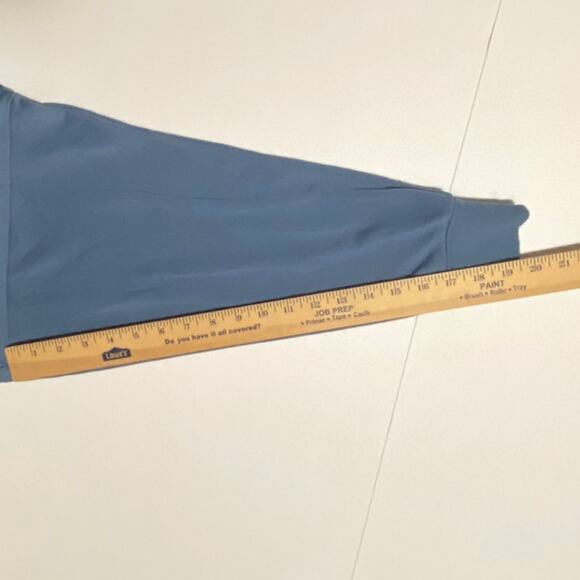 Blue “Los Angeles” Graphic Cropped Sweatshirt Size Medium Periwinkle Powder Blue - Picture 7 of 8